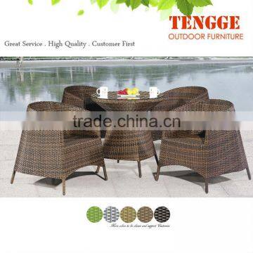 Synthetic Rattan Furniture Wicker Rattan Outdoor Dining Chair and Table