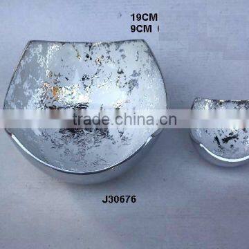 Cast aluminum bowl with white and silver enamel, also available other colours