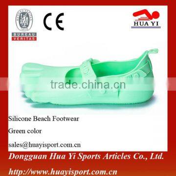 Anti-slip Anti-Hot color for optional comfortable silicone beach shoes