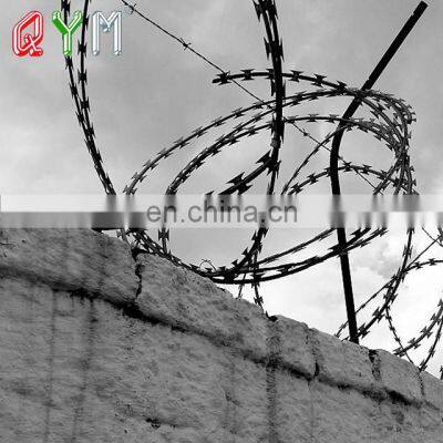 Stainless Steel Concertina Razor Barbed Wire Military Razor Wire Roll photo-2