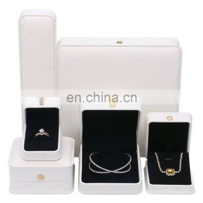 Wholesale Custom Logo White Pu Leather Plastic Packaging Box Suede Ring Necklace Bracelet Jewellery Box
