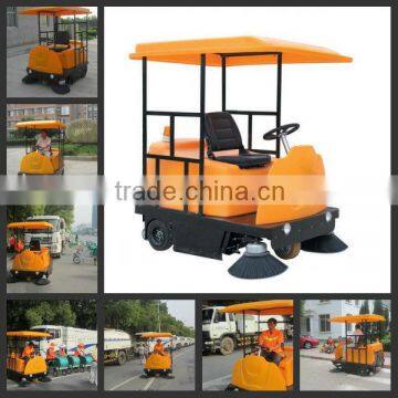 Automatic sweeping machine brush type