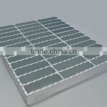 welded Serrated Steel grating