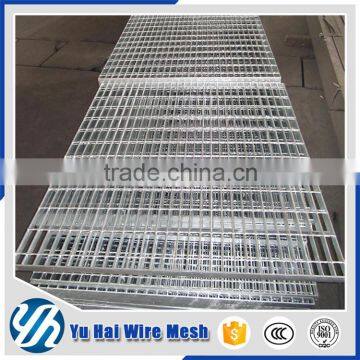 32*5 direct factory cheap price galvanized steel grating 325 black