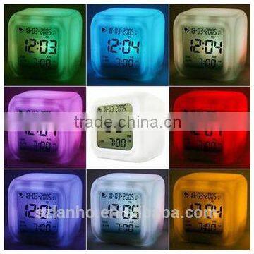 2016 hot sale New LED 7 Colors Change LCD Digital Glowing Date Thermometer Calendar Alarm Clock