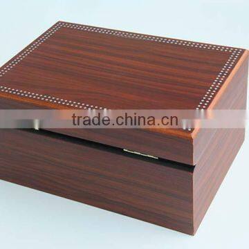 Professional Factory Supply Wooden Watch Box for Men photo-2