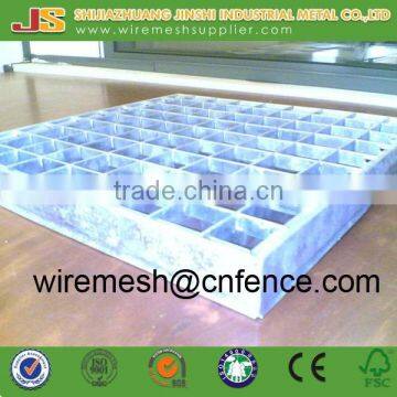 High Quality Hot-dipped Galvanized Steel Bar Grating Factory photo-3