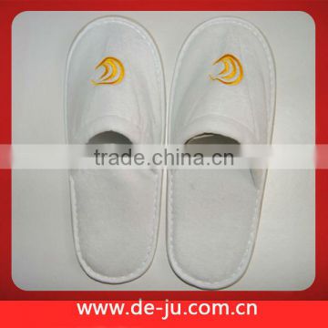 Light Soft White Cheap Disposable Hotel Guests Slippers