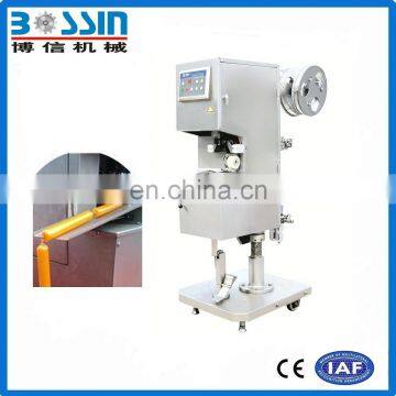 Easy installation new style small capacity sausage clipping machine