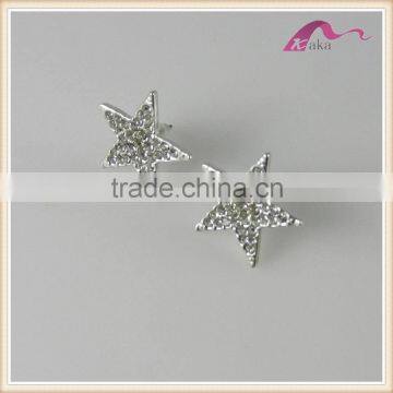 FASHION CRYSTAL EARRING FOR GIRL