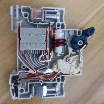 6KA 10KA 15KA MCB SKD SP DP TP HQS12-63 C65 Miniature Circuit Breakers MCB Air Switch 6A 10A 32A 40A 63A
