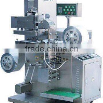 DLL-160DAutomatic Double-side Aluminum Foil Packing Machine