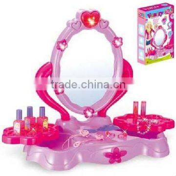 661-28 Musical Mirror Table Toy