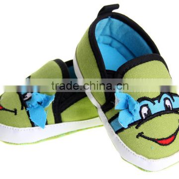 Manufacturers selling foreign trade selling green frog baby shoes soft baby shoes baby shoes or145