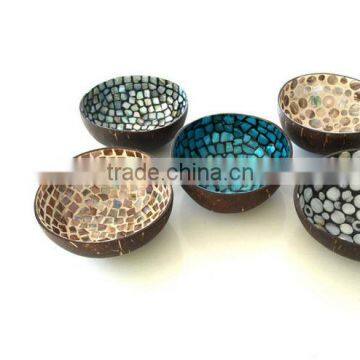Best selling eco-friendly handmade multi-color lacquer coconut shell bowl
