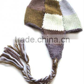 acrylic cheap earflap hat with braid and top tassel