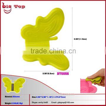 BT0056 High Quality Silicone Heat Resistant Kitchen Oven Glove Butterfly Shape Oven Mitts