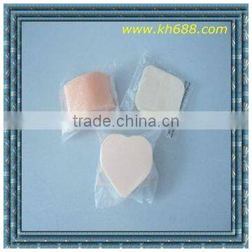 Soft touch latex-free makeup sponge for beauty