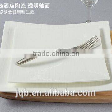 Customized White Ceramic Kitchen Plates and Bowls Set