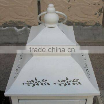 Traditional Decorative Iron Outdoor Lantern photo-6
