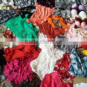 GZY 2015 Hot Sale Fashion Mixed Used Clothing in Canada photo-4