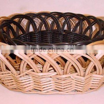 Woven willow decorative fruit basket