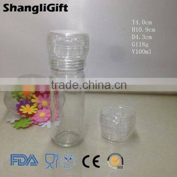 Plastic Grinder With Round Glass Jar