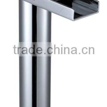 Single hole square lavatory faucet/basin faucet