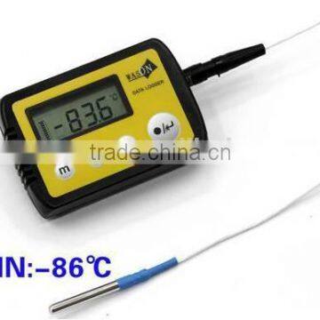 Low temperature data logger