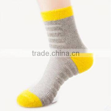 New fashion terry inside out custom logo wholesale cheap thermal heat socks