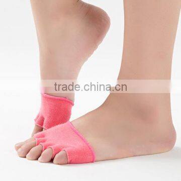 Comfortable Anti Slip Sports Yoga Socks 5 Half Toe Pilates Socks photo-5