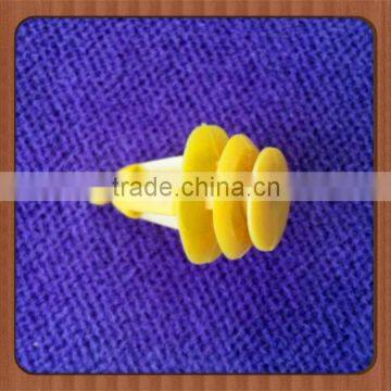 HOT SALE plastic fastener and clips