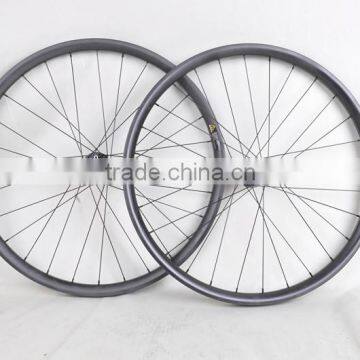 2014 new products 27.5er MTB wheels carbon fiber mountain bike wheels 35mm wide hookless