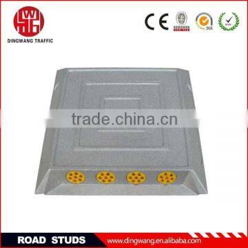 Cast aluminium traffic solar road stud