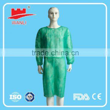 factory price non woven reinforced breathable surgical gowns with green color