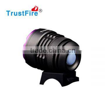 TR-D006 Three CREE XM-L T6 Leds Waterproof Battery Power Supply Bike Light