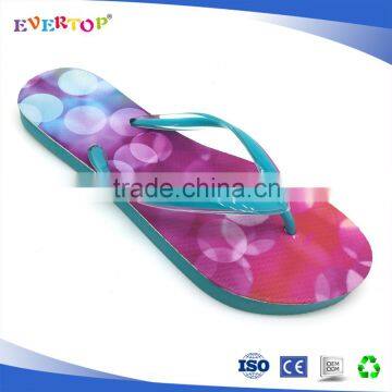 Manufacturer China Market Wholesale Promotional Flip Flop Ladies Light and Confortable Cheap Beach Products Slippers