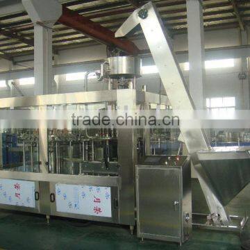 Beverage filling machine