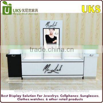 Beautiful jewelry display case and cabinet/wood portable jewelry display cases