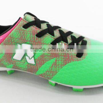 Fashionable Donmax Customized Outdoor Football Boots Soccer Shoes