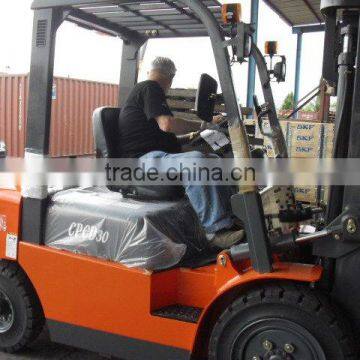 2.5t Diesel Forklift Truck photo-2