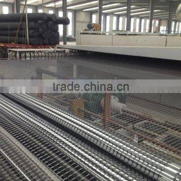 Low Price Black Biaxial Warp-knitted Geogrid for Road Construction photo-2