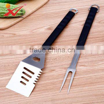 Hot Sale High Quality Outing Door Barbecue Shovel Tools 3pcs Set photo-3