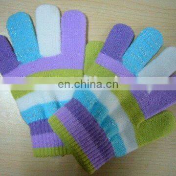 2012 Magic hand glove