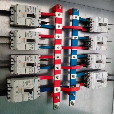 Boîte de distribution en acier inoxydable à double porte résistante à la corrosion
