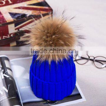 Wholesale Genuine Raccon Fur Detachable Pompom Girl Knitted Wool Winter Hats