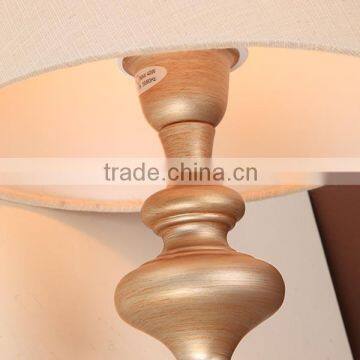 Small Iron Reading Lamp With Linen Shade photo-3