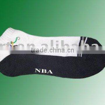 sell sports socks