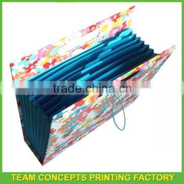Hanging file folder with elastic bands