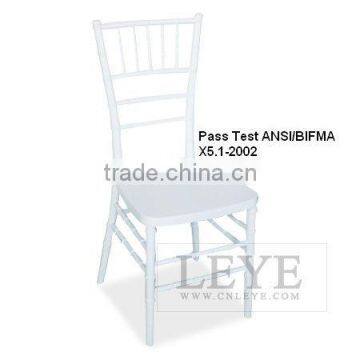 Factory Direct High Quality White Resin Folding Chair Wholesale Price